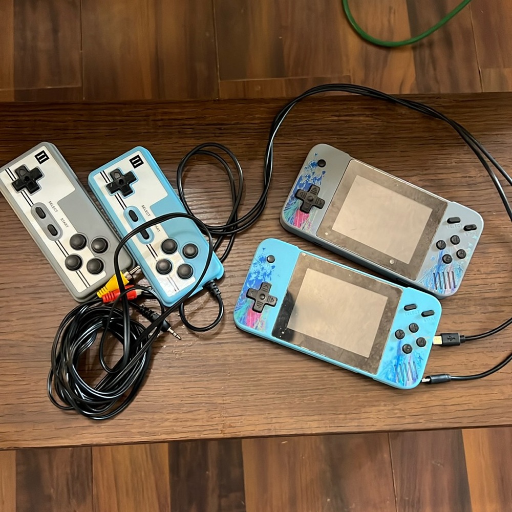 2 handheld games